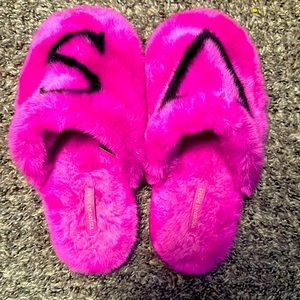 Victoria’s Secret Fuzzy Slippers in Impeccable Condition
